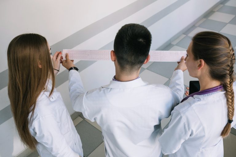 DNP vs Phd for nursing students
